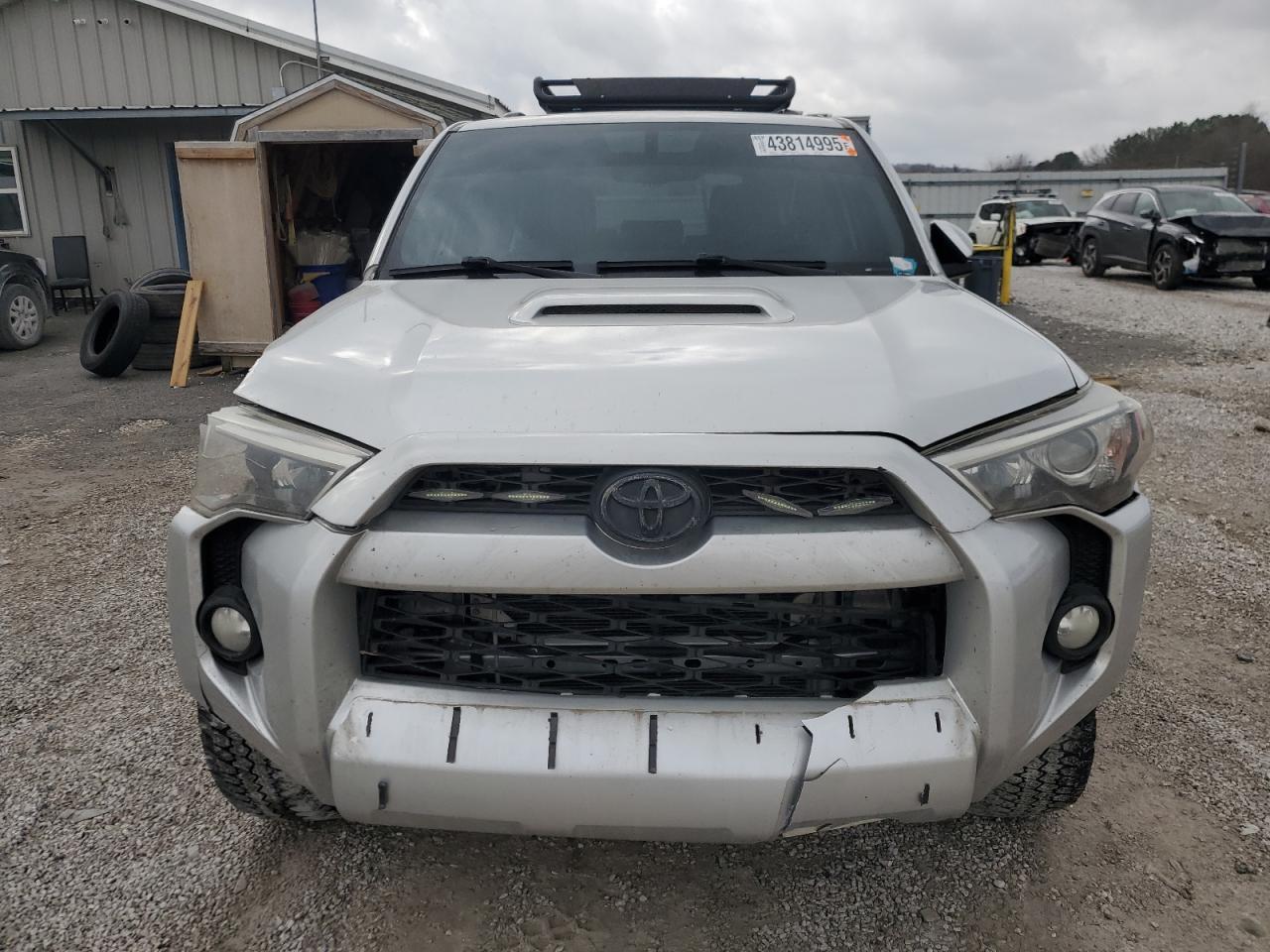 2019 Toyota 4Runner - Image 5