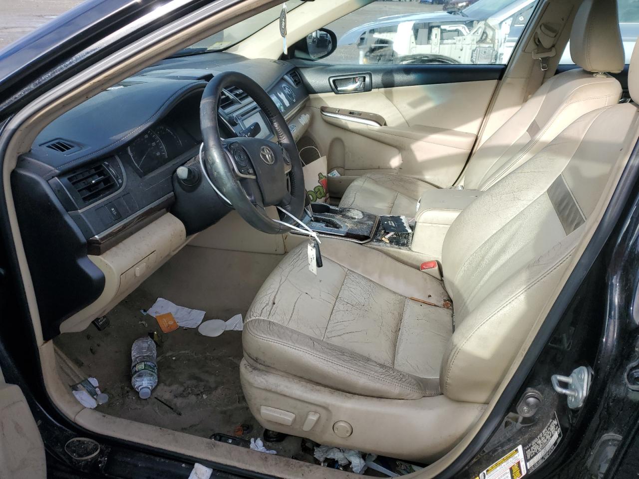 2012 Toyota Camry - Image 7