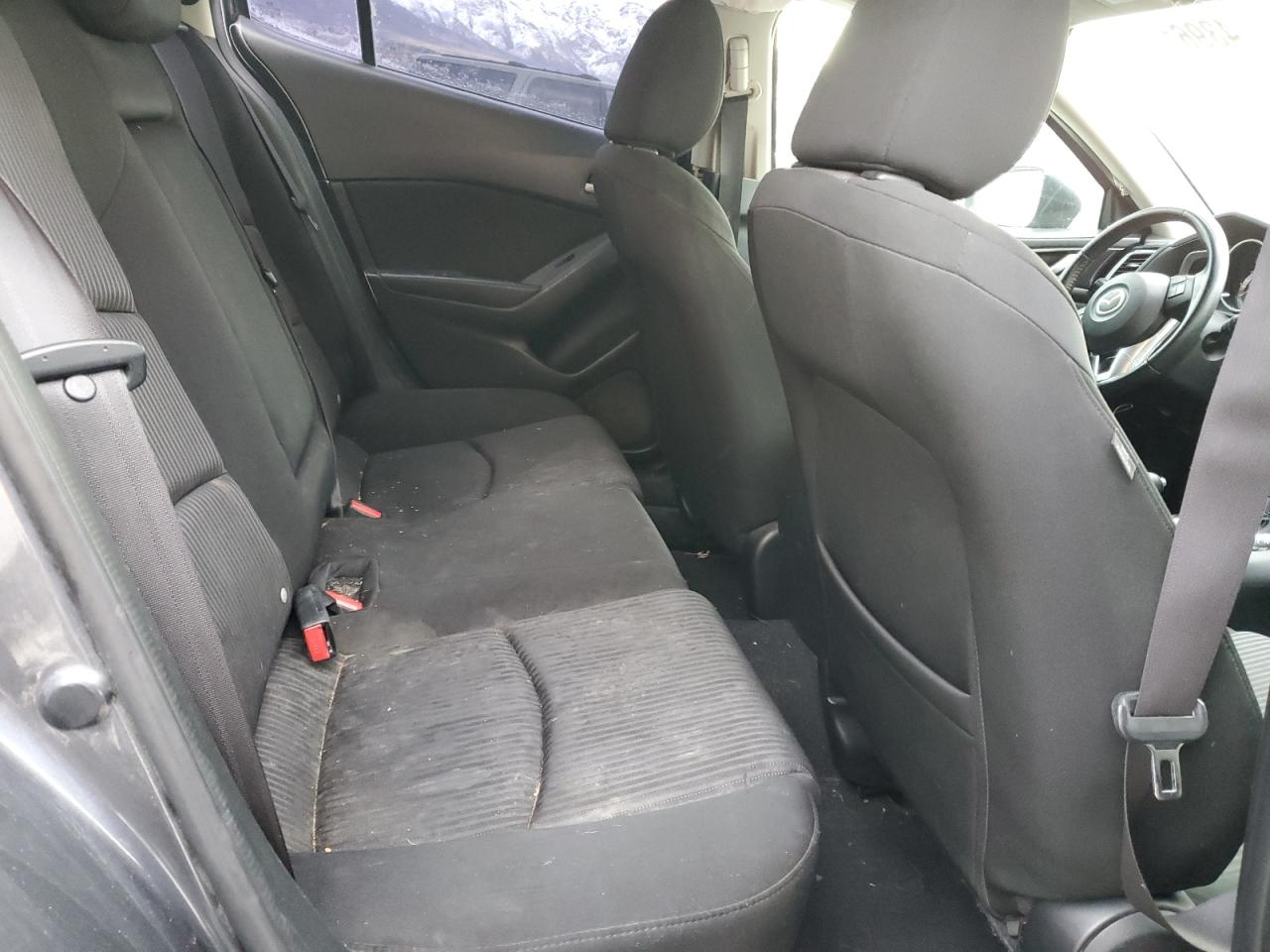 2014 Mazda 3 - Image 10