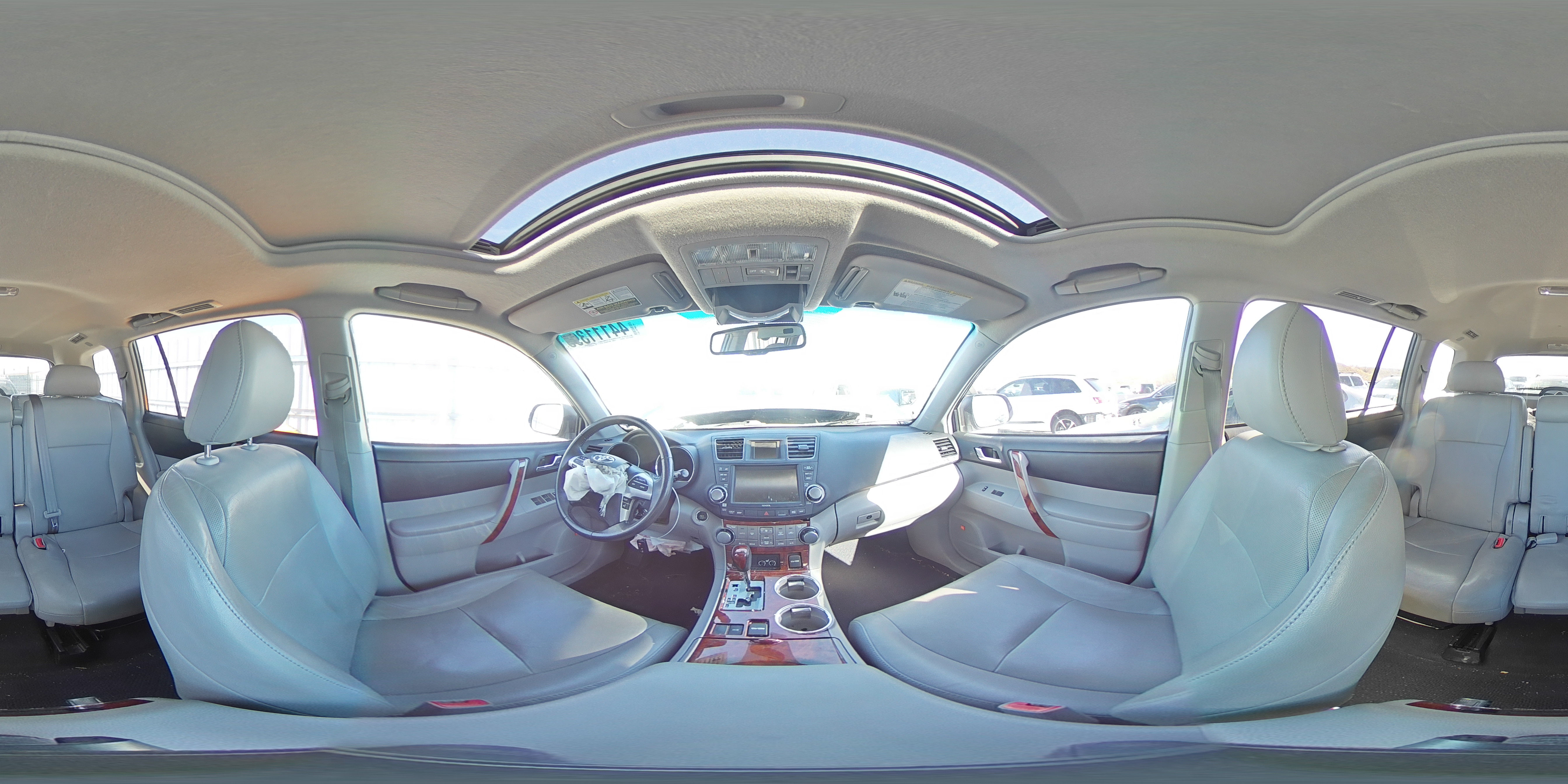2012 Toyota Highlander - Image 14