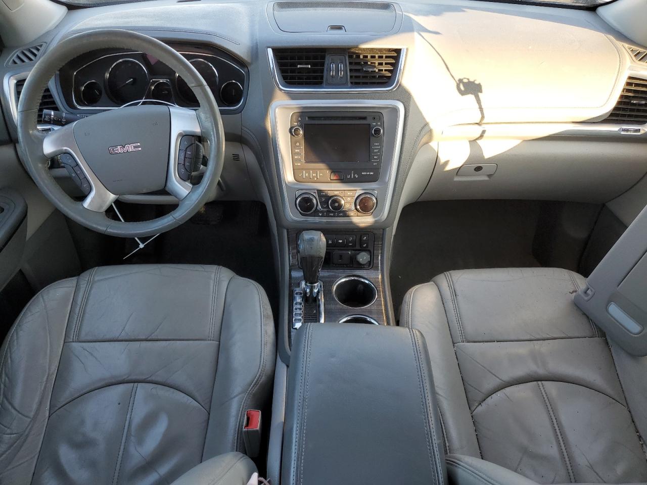 2015 GMC Acadia - Image 8