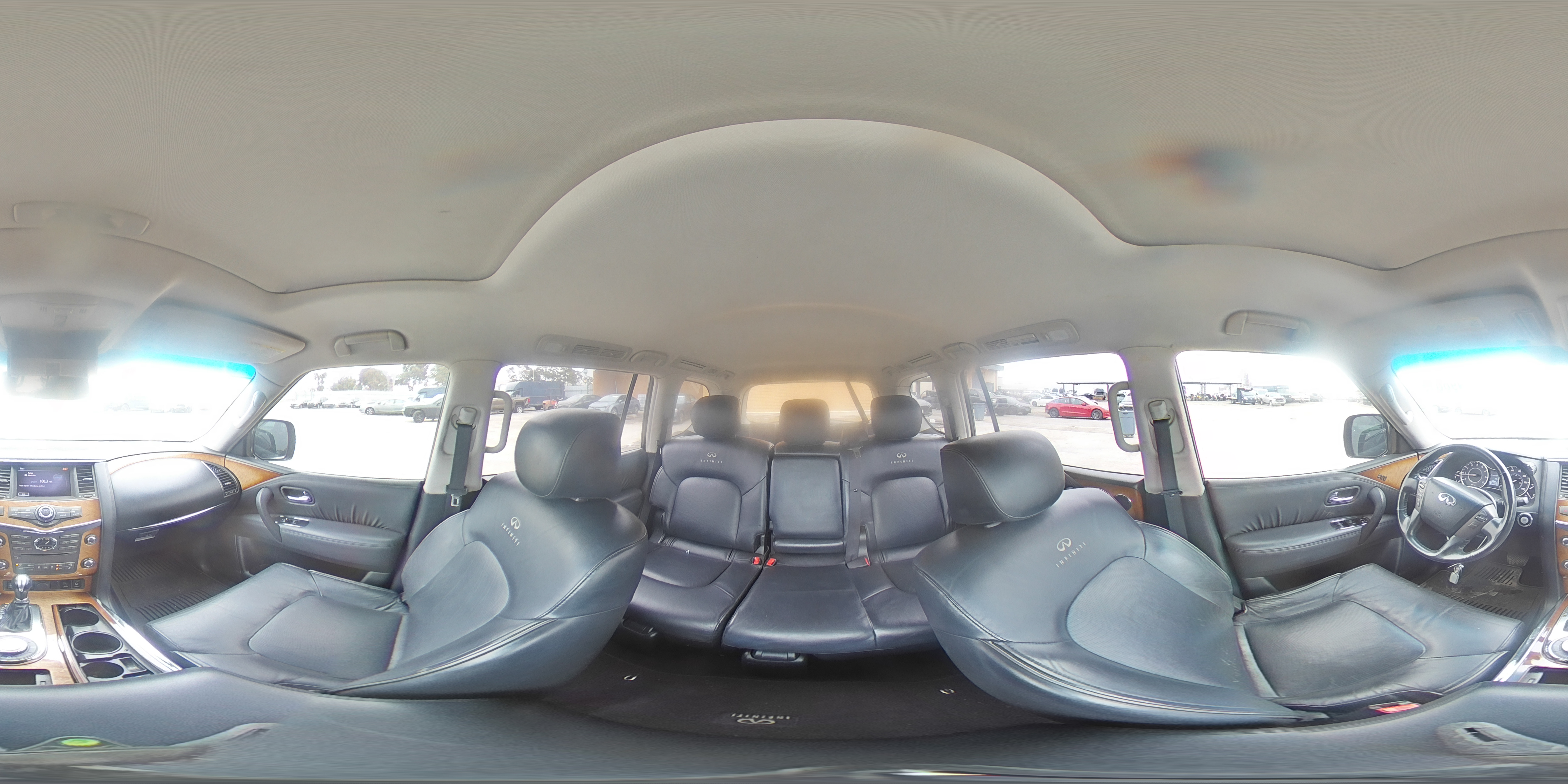 2011 Infiniti QX56 - Image 14