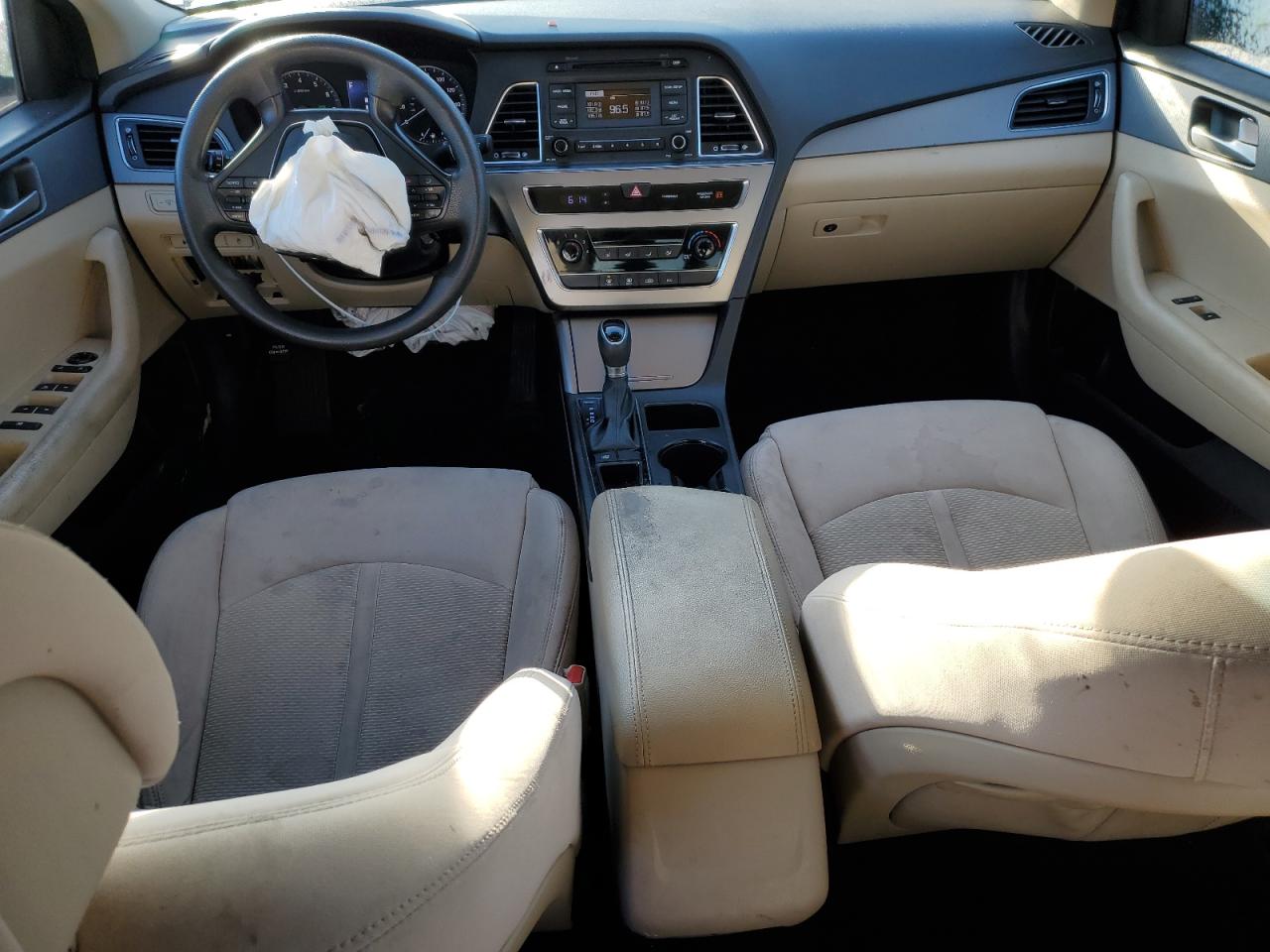 2017 Hyundai Sonata - Image 8