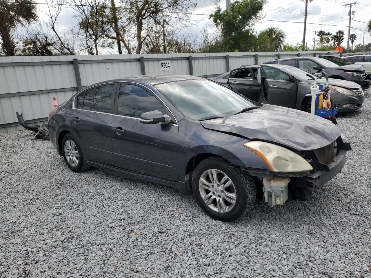 2012 Nissan Altima - Image 4