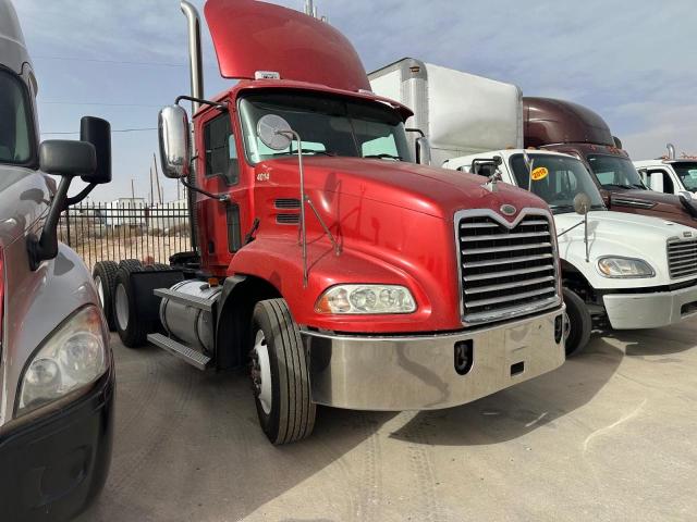 2005 Mack 600 Cxn600