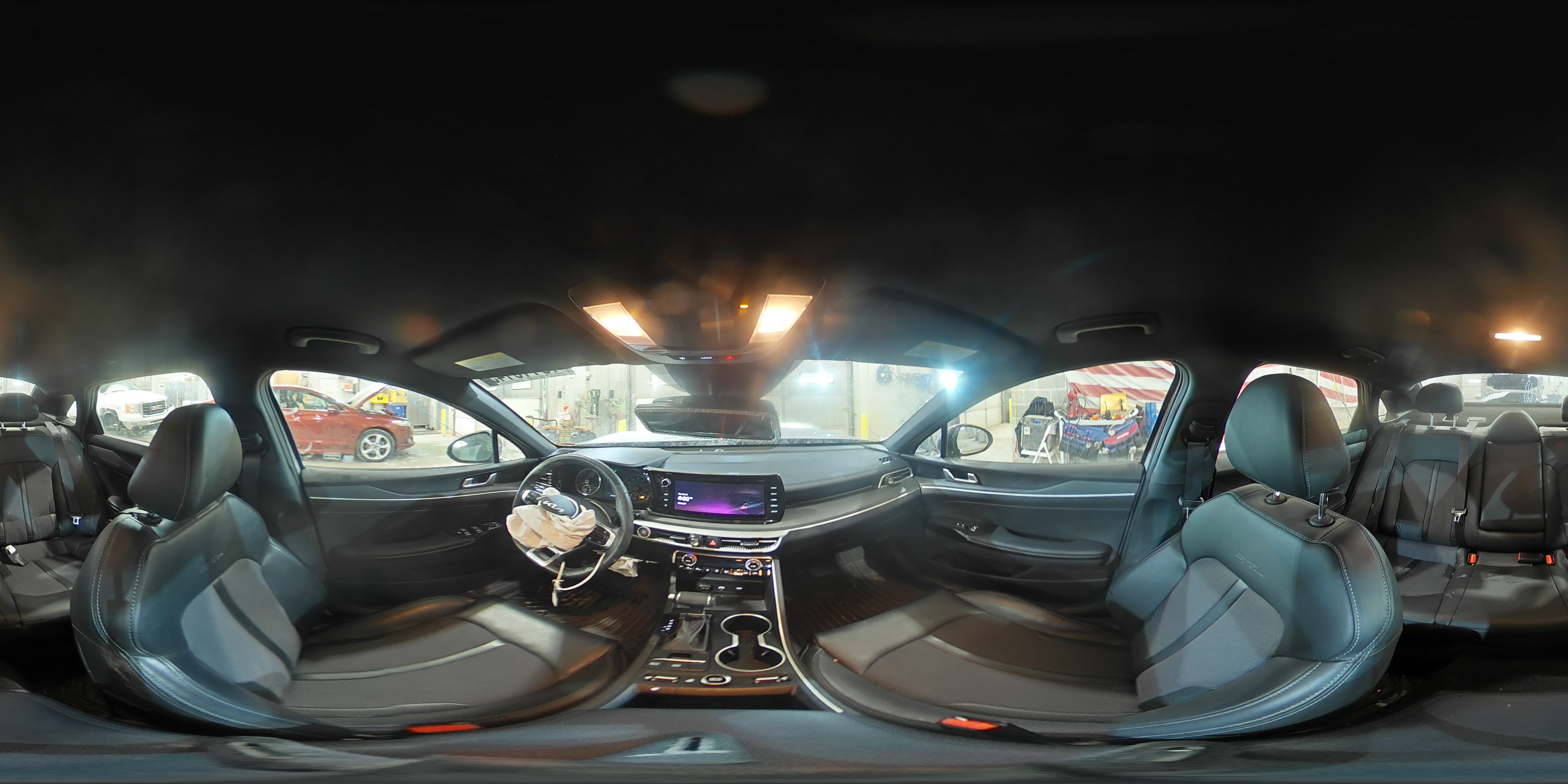 2023 Kia K5 - Image 12