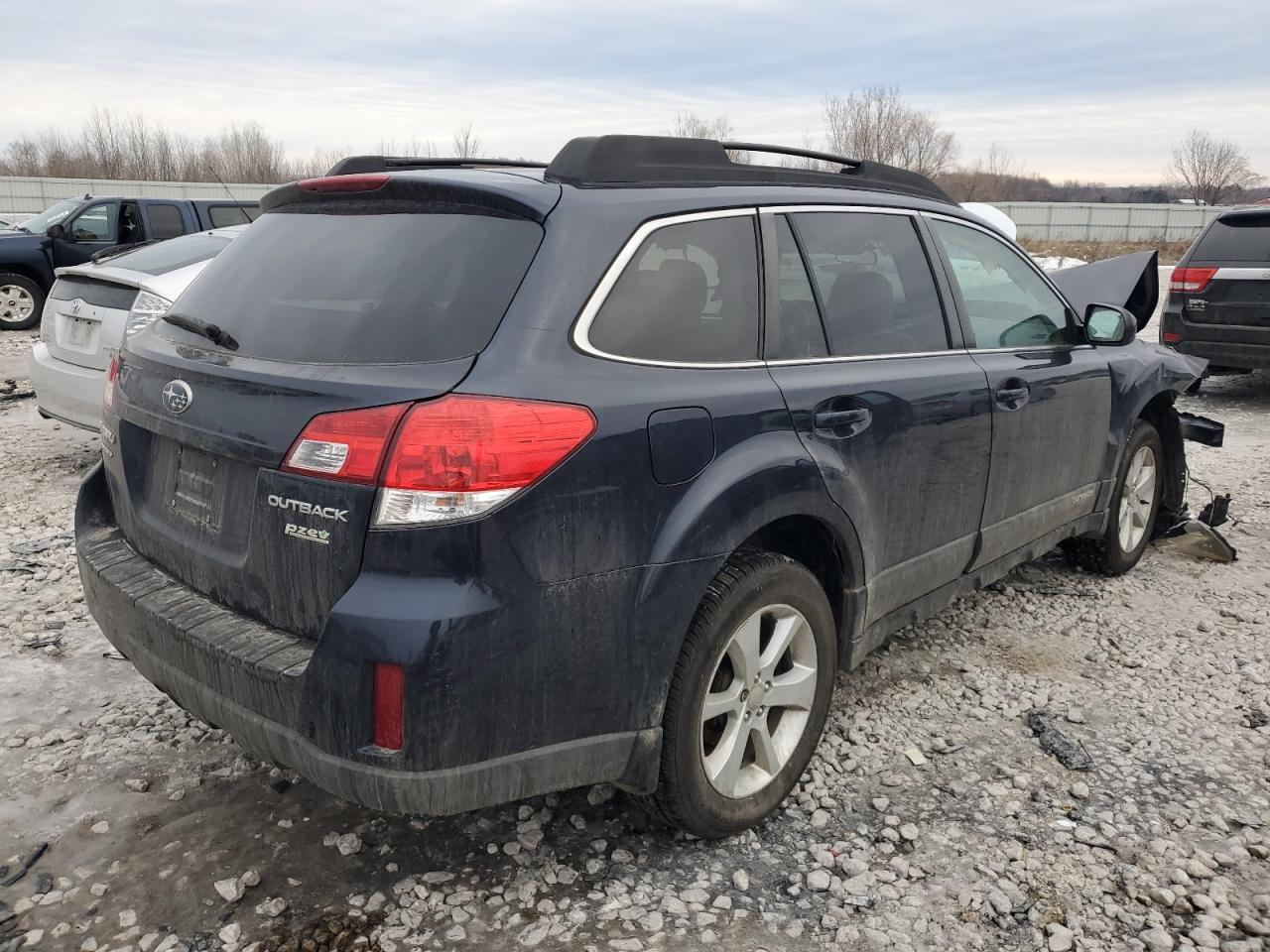 2013 Subaru Outback - Image 3