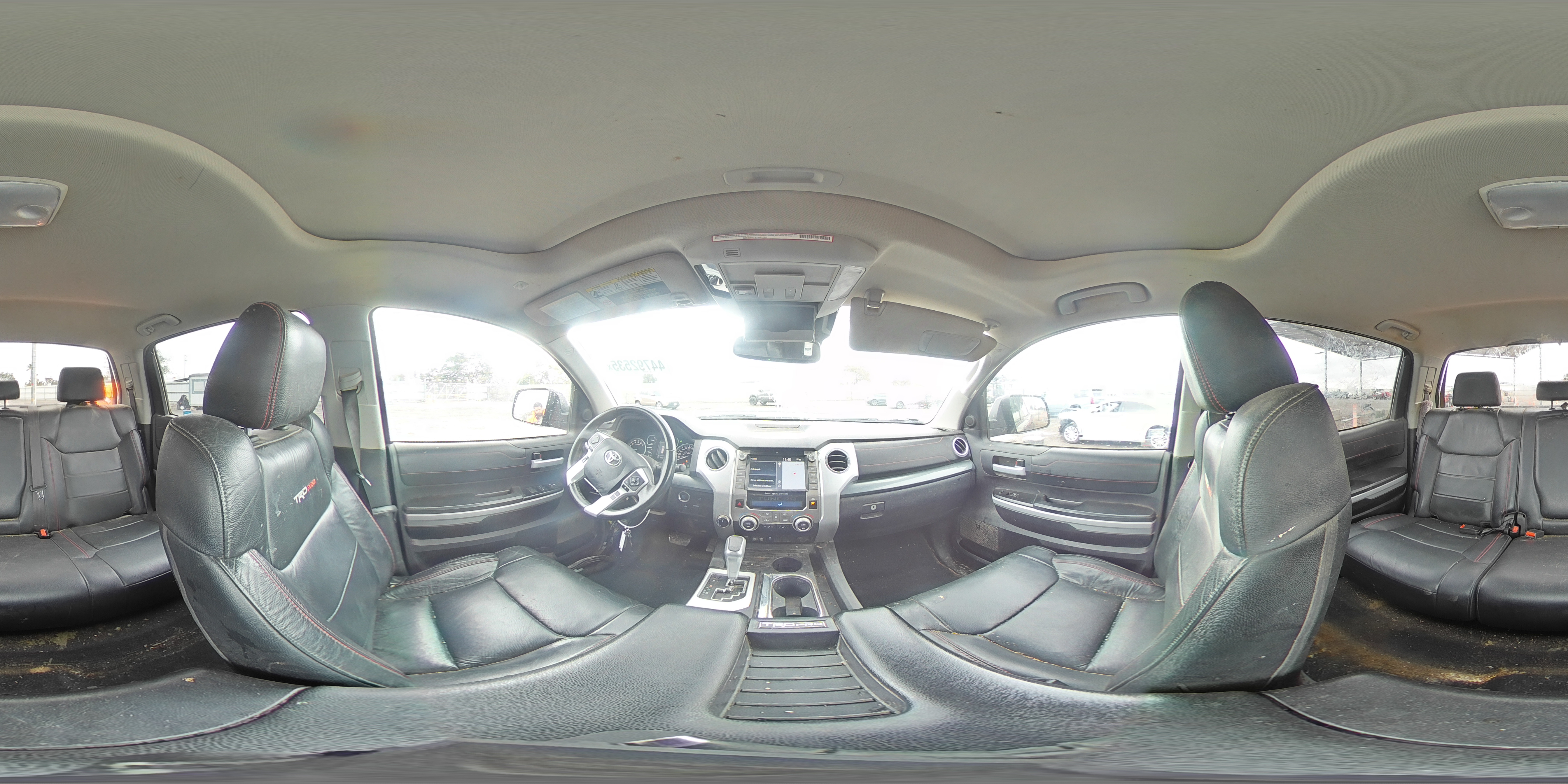 2020 Toyota Tundra - Image 13
