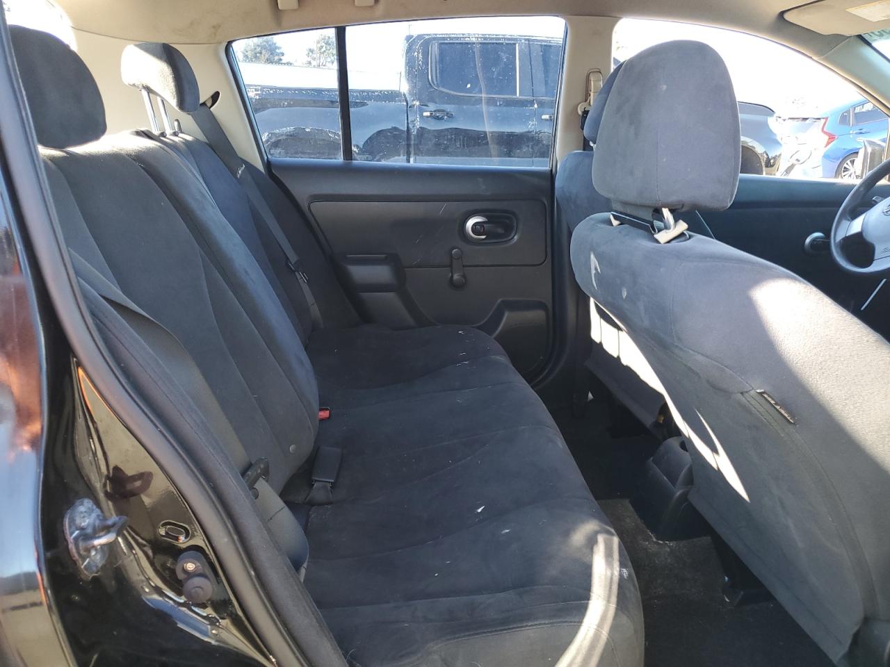 2009 Nissan Versa - Image 10