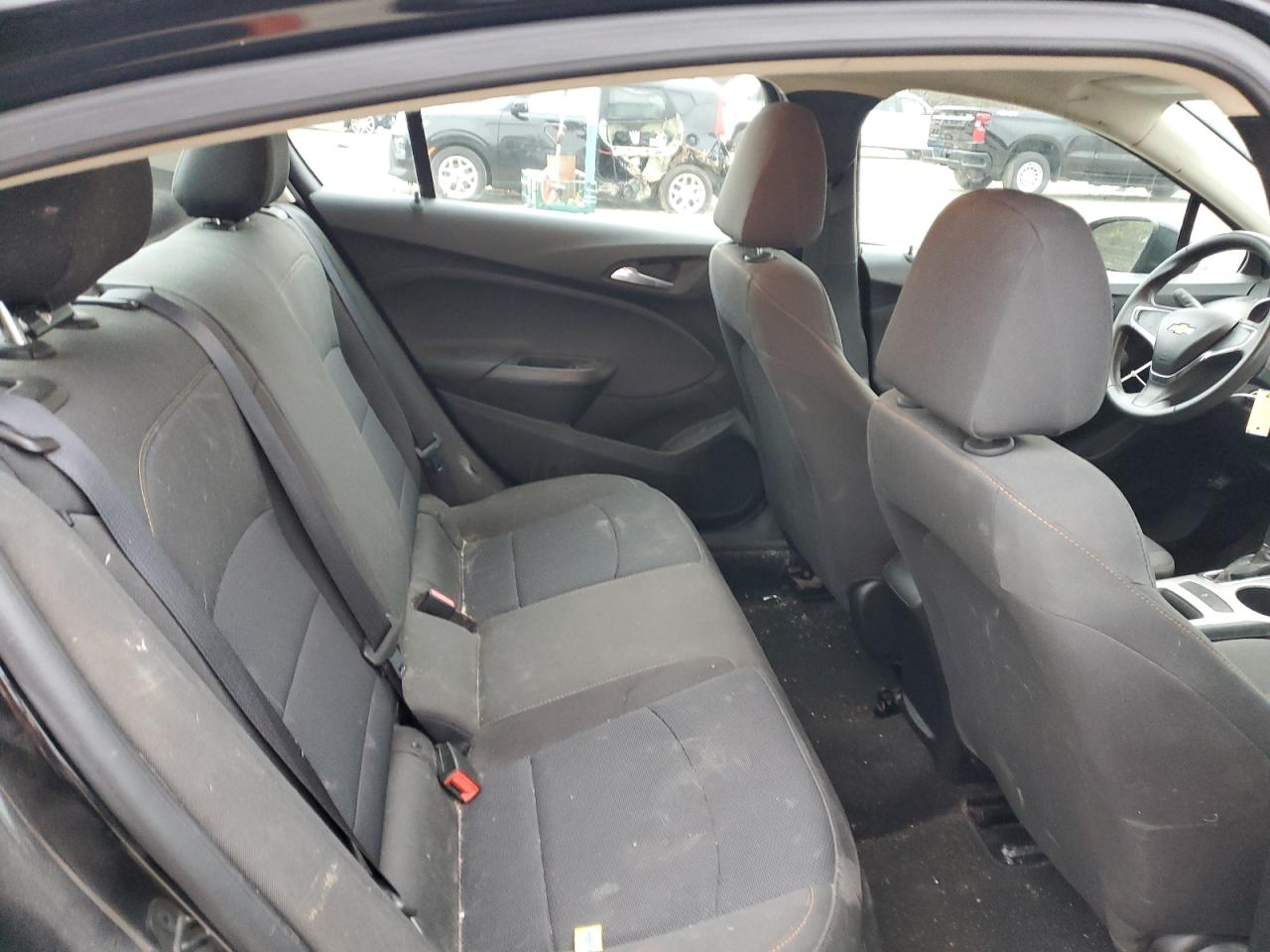 2018 Chevrolet Cruze - Image 10
