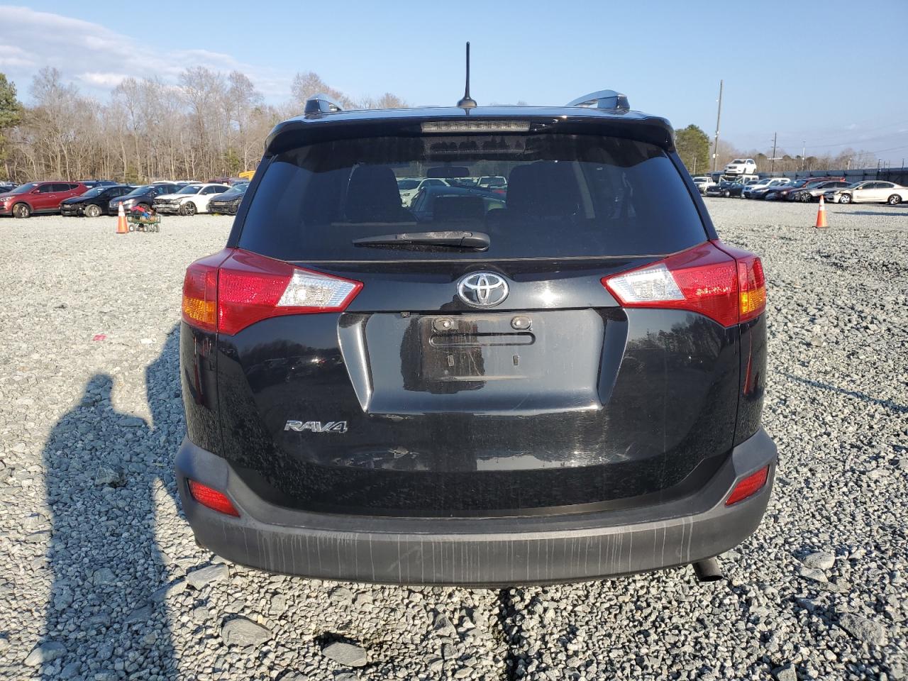 2015 Toyota RAV 4 - Image 6