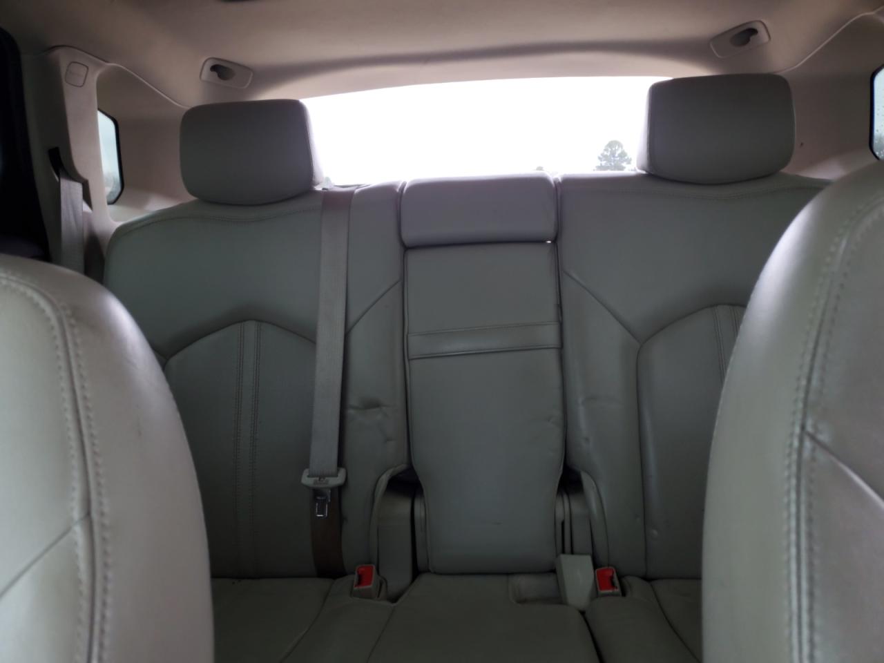 2012 Cadillac SRX - Image 10