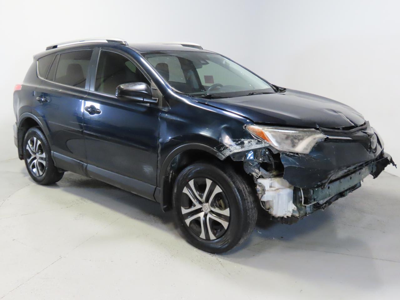 2017 Toyota Rav4 Le for Sale in Colton, CA - All Over