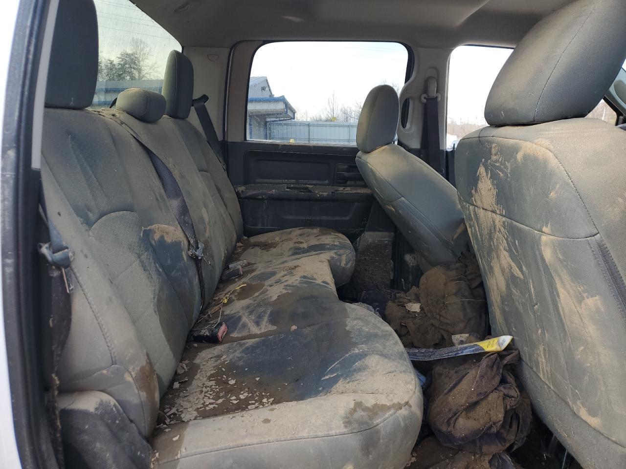 2015 RAM 2500 - Image 11