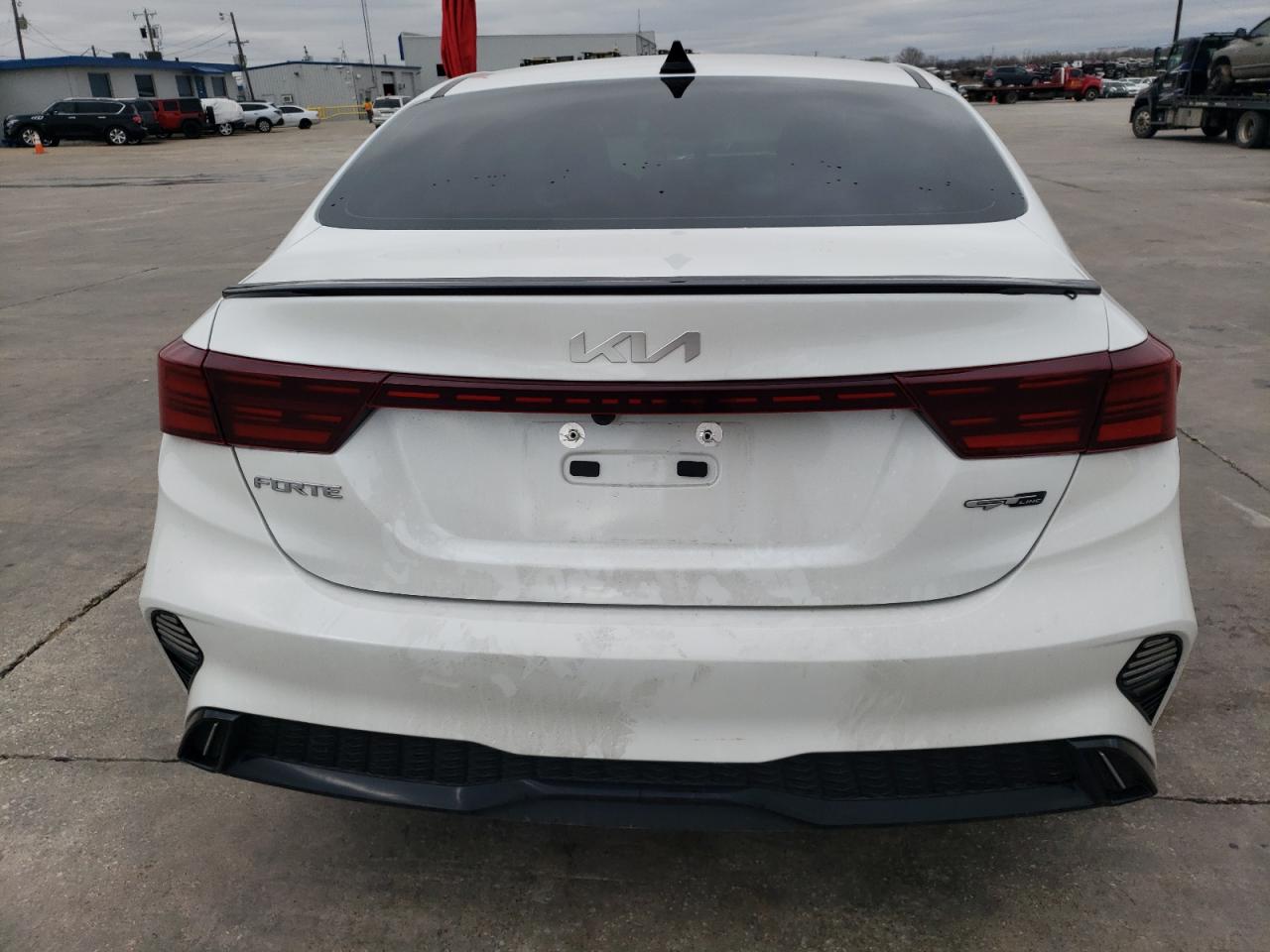 2024 Kia Forte - Image 6