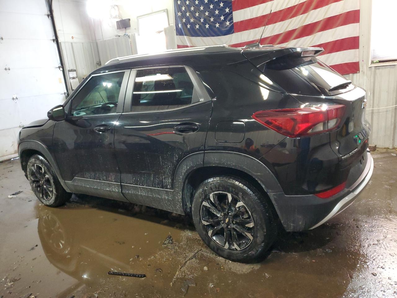 2022 Chevrolet TrailBlazer - Image 2