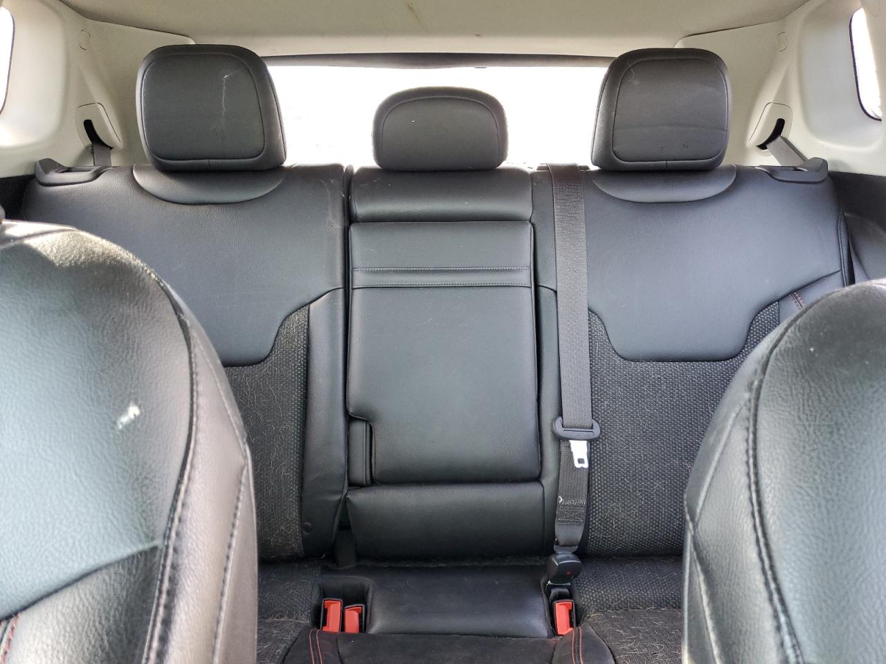 2019 Jeep Compass - Image 10