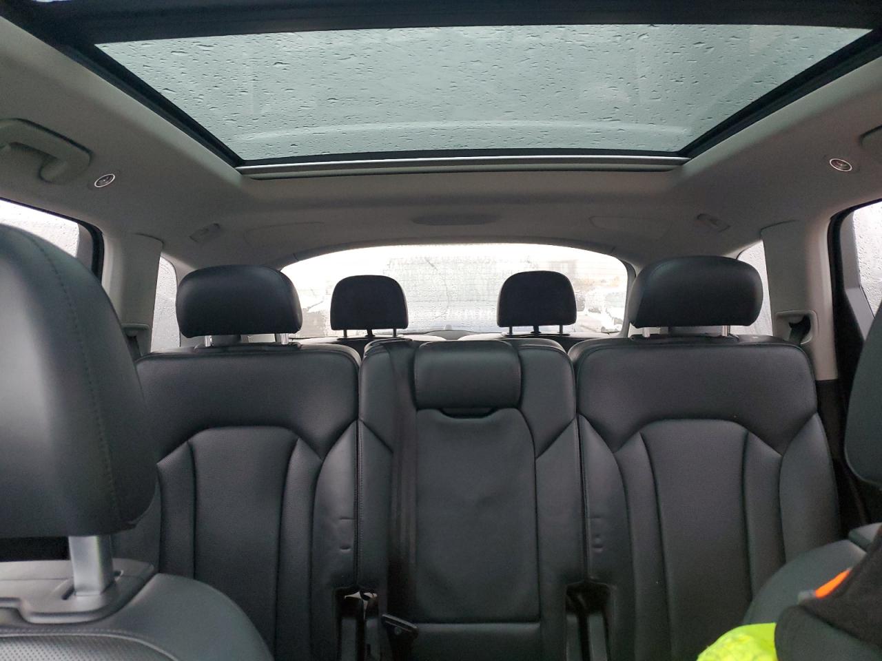 2017 Audi Q7 - Image 10