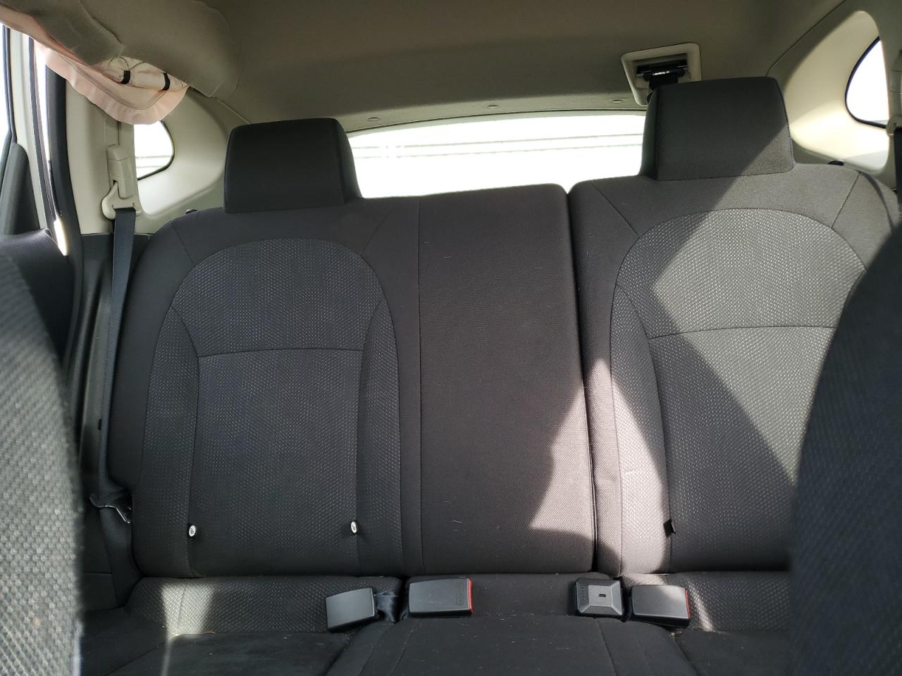 2015 Nissan Rogue - Image 10