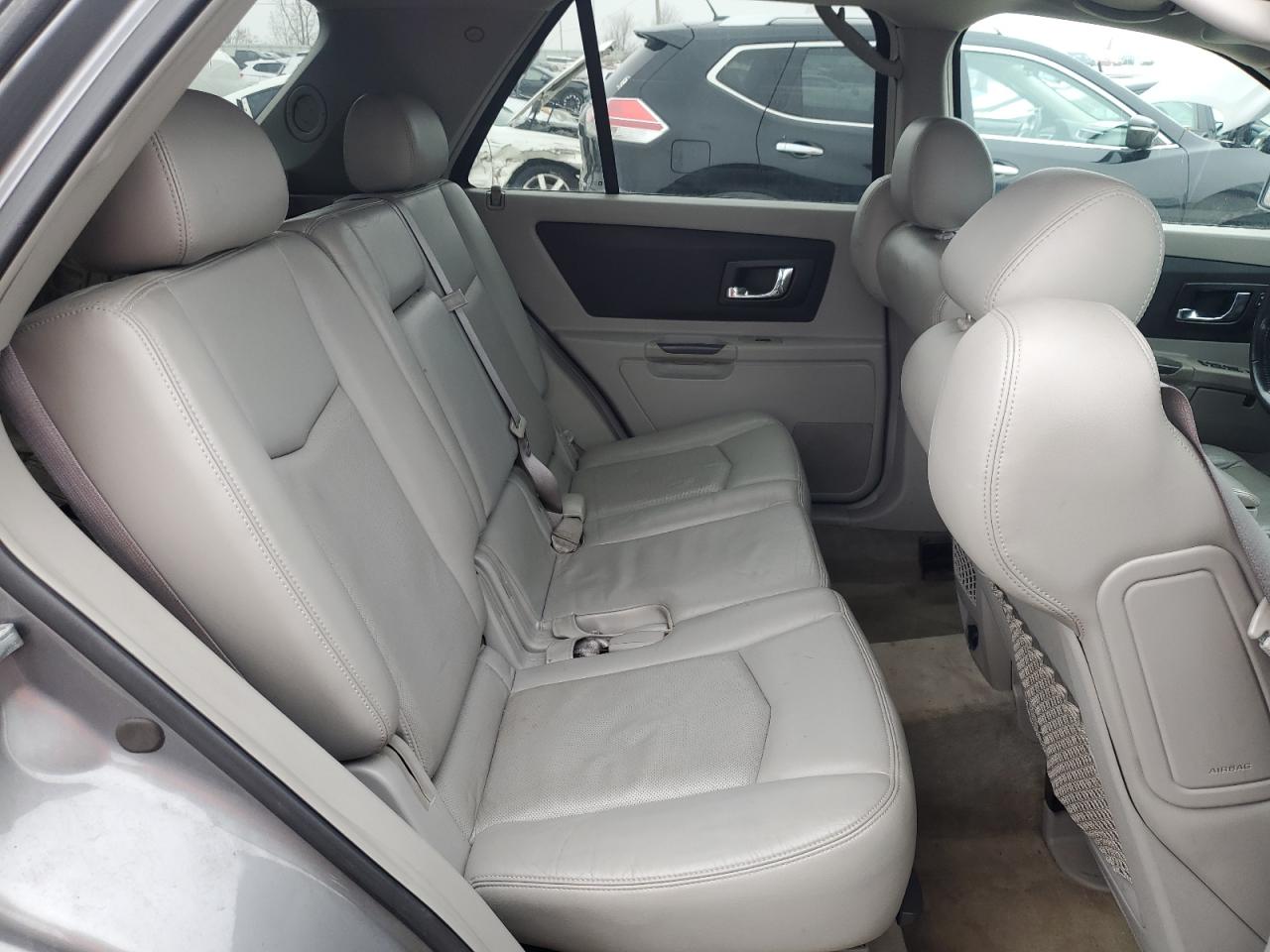 2006 Cadillac SRX - Image 11