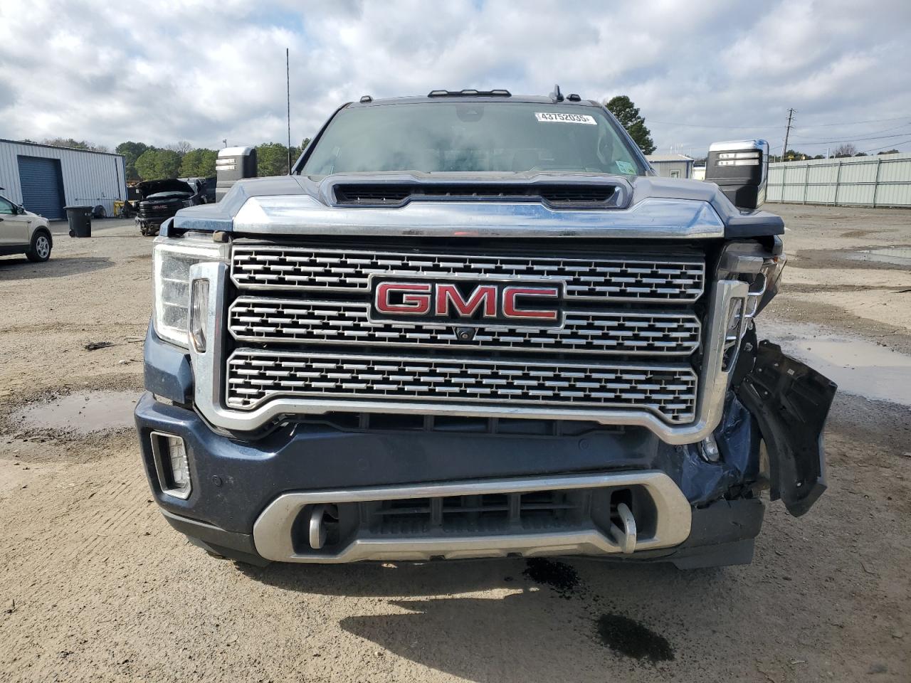2022 GMC Sierra - Image 5