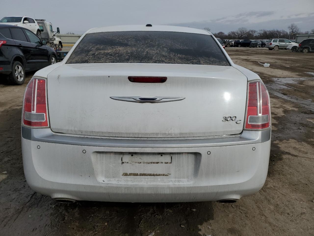 2013 Chrysler 300 - Image 6