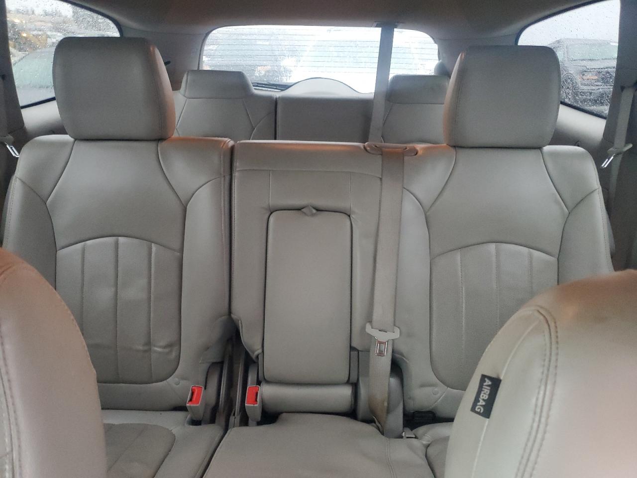 2016 Buick Enclave - Image 10