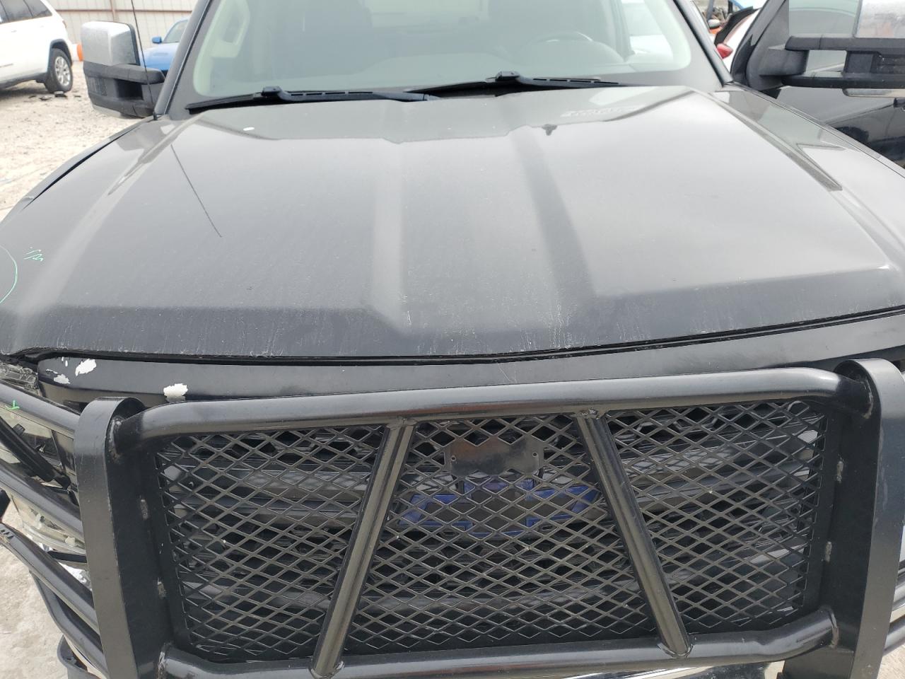 2015 Chevrolet Silverado - Image 11