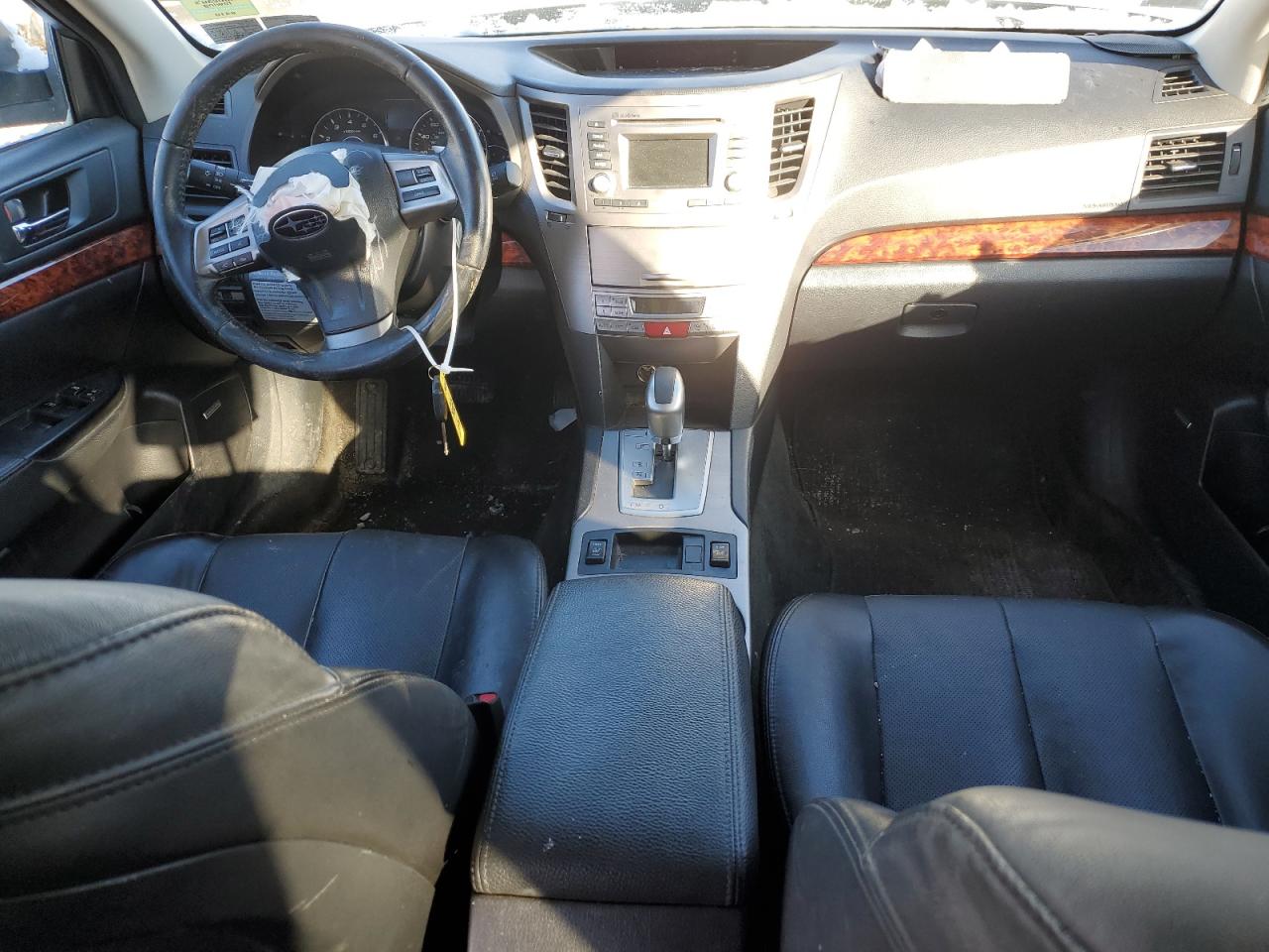 2012 Subaru Outback - Image 8