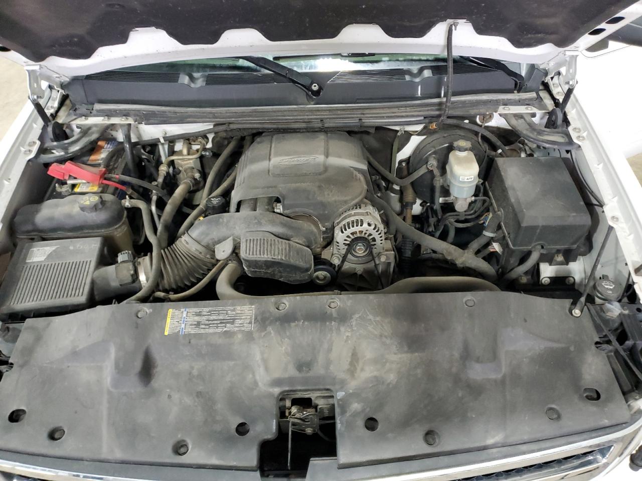 2011 Chevrolet Silverado - Image 11