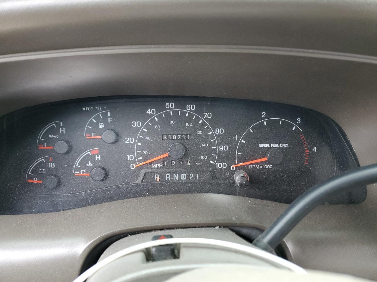 2000 Ford Excursion - Image 9