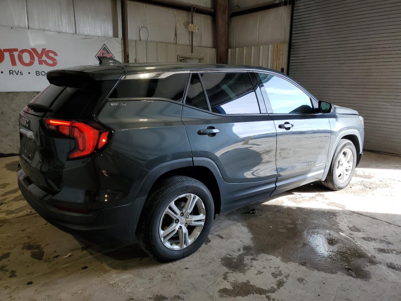 2019 GMC Terrain - Image 3