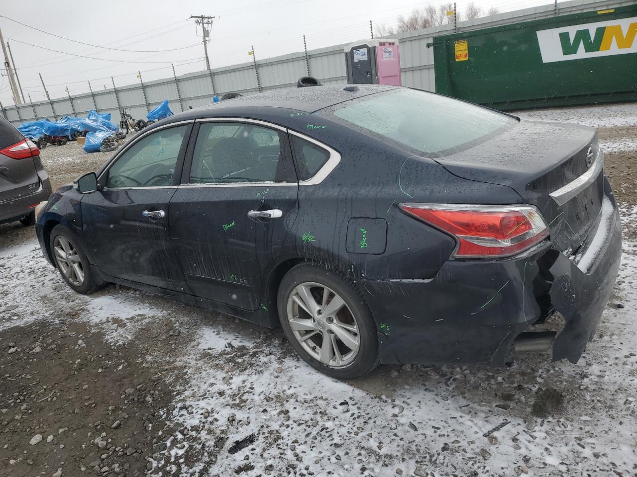 2015 Nissan Altima - Image 2
