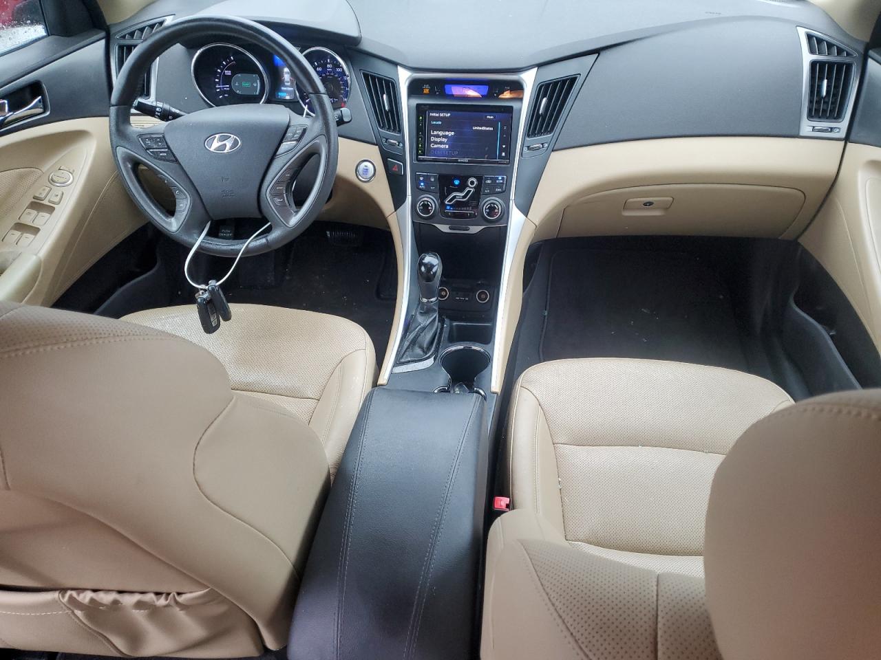 2012 Hyundai Sonata - Image 8