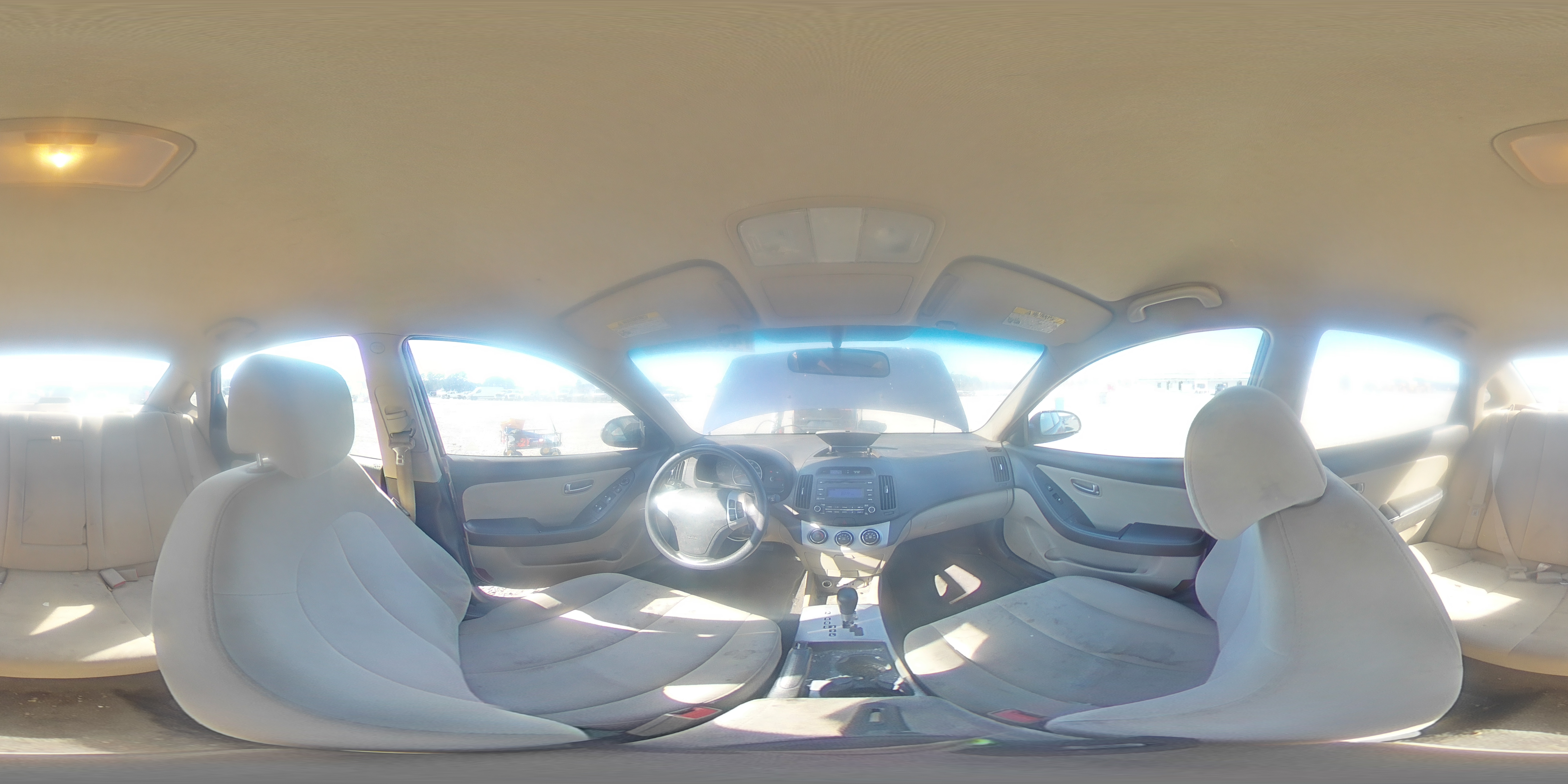 2009 Hyundai Elantra - Image 13