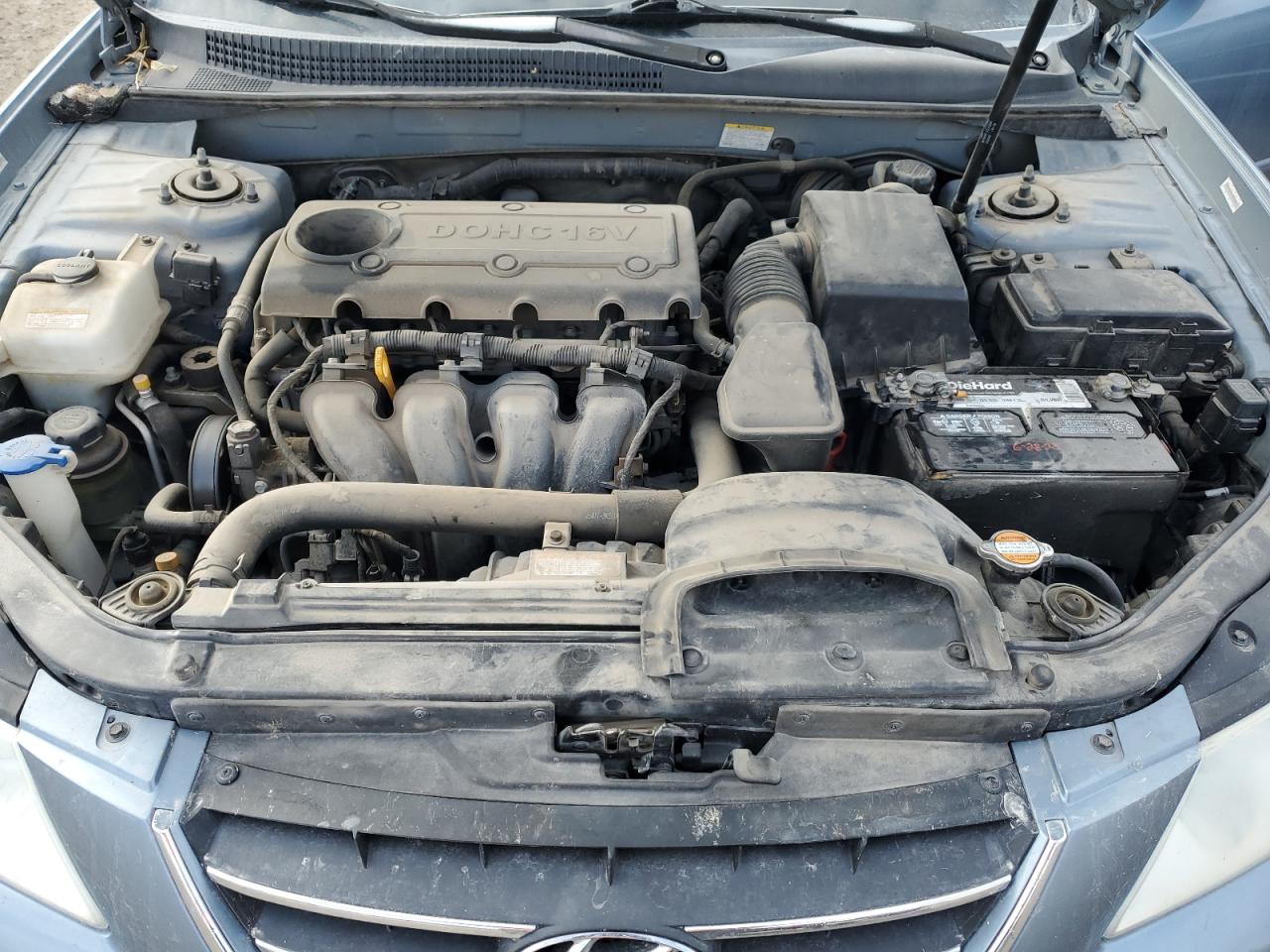 2009 Hyundai Sonata - Image 13