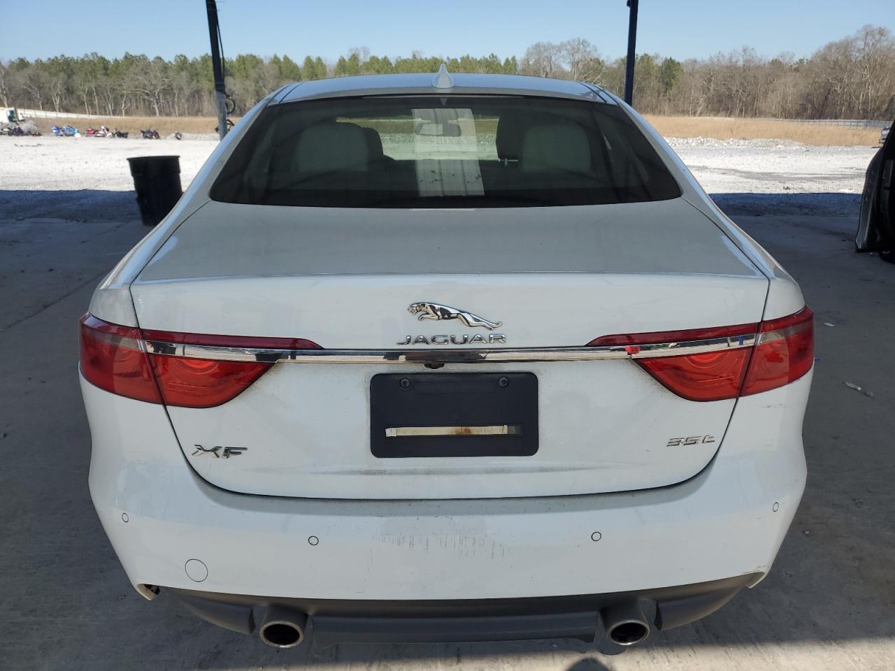 2016 Jaguar XF - Image 6