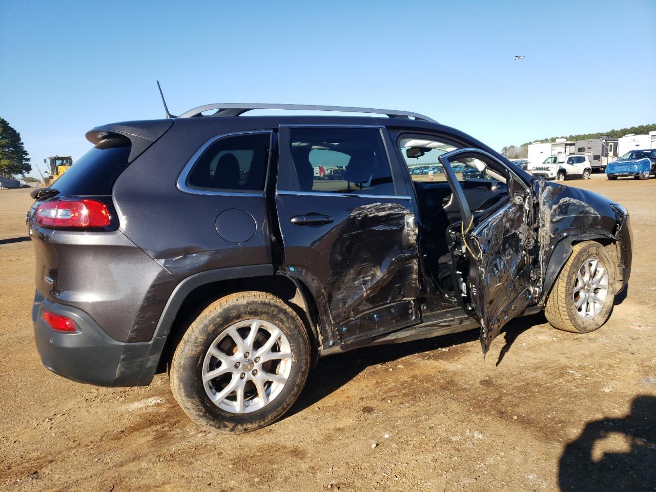 2016 Jeep Grand Cherokee - Image 3