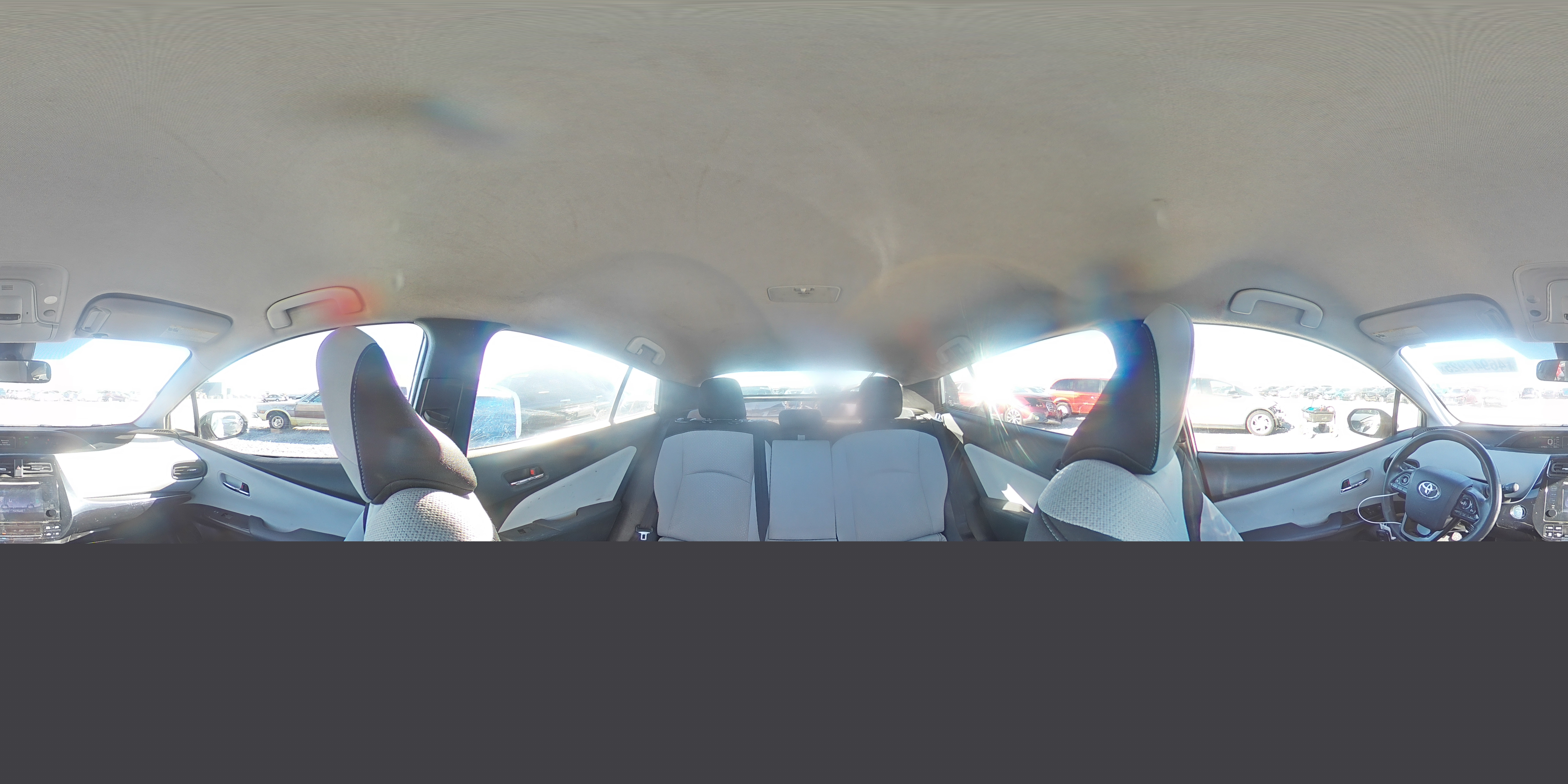 2019 Toyota Prius - Image 14