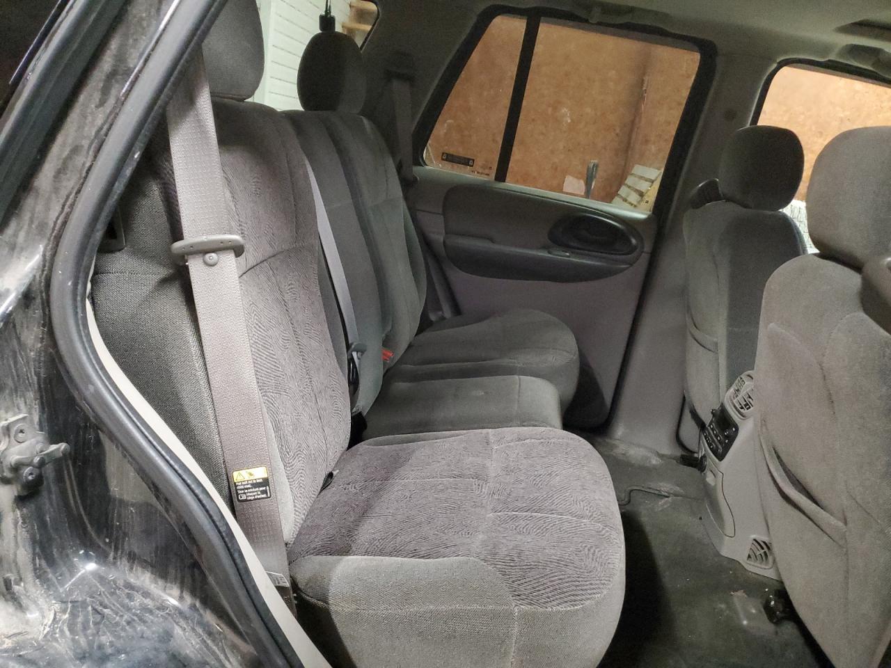 2002 Chevrolet TrailBlazer - Image 11