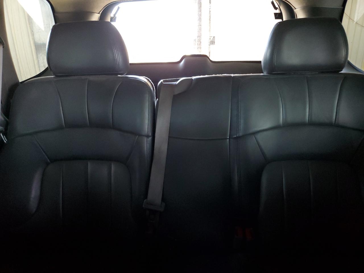 2002 GMC Envoy - Image 10