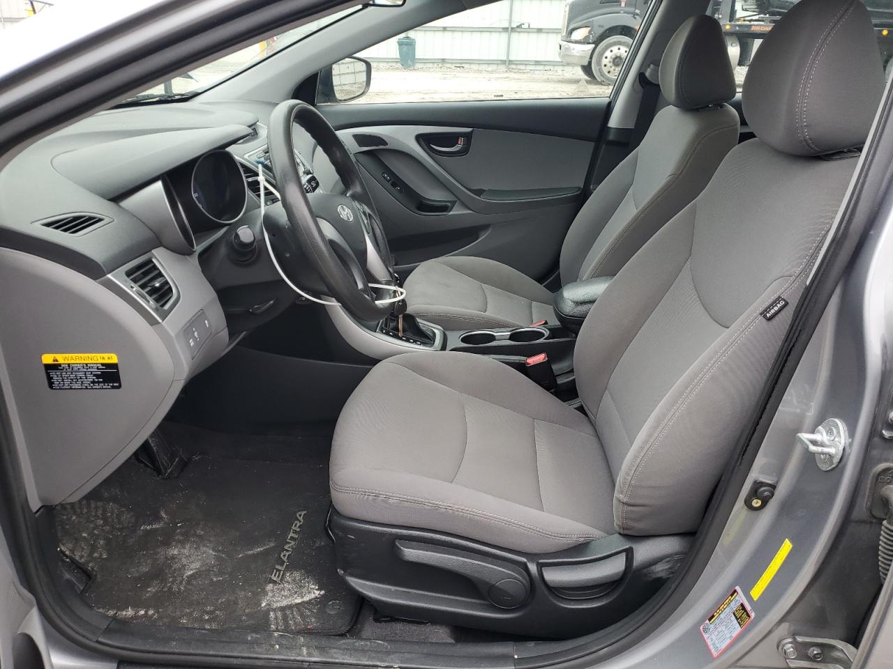 2014 Hyundai Elantra - Image 7