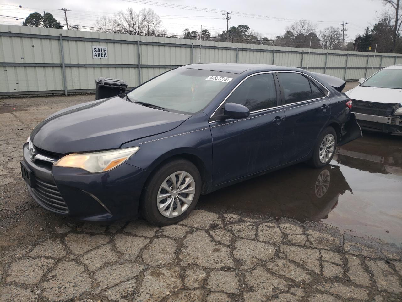2015 Toyota Camry Le იყიდება Shreveport-ში, LA - Rear End