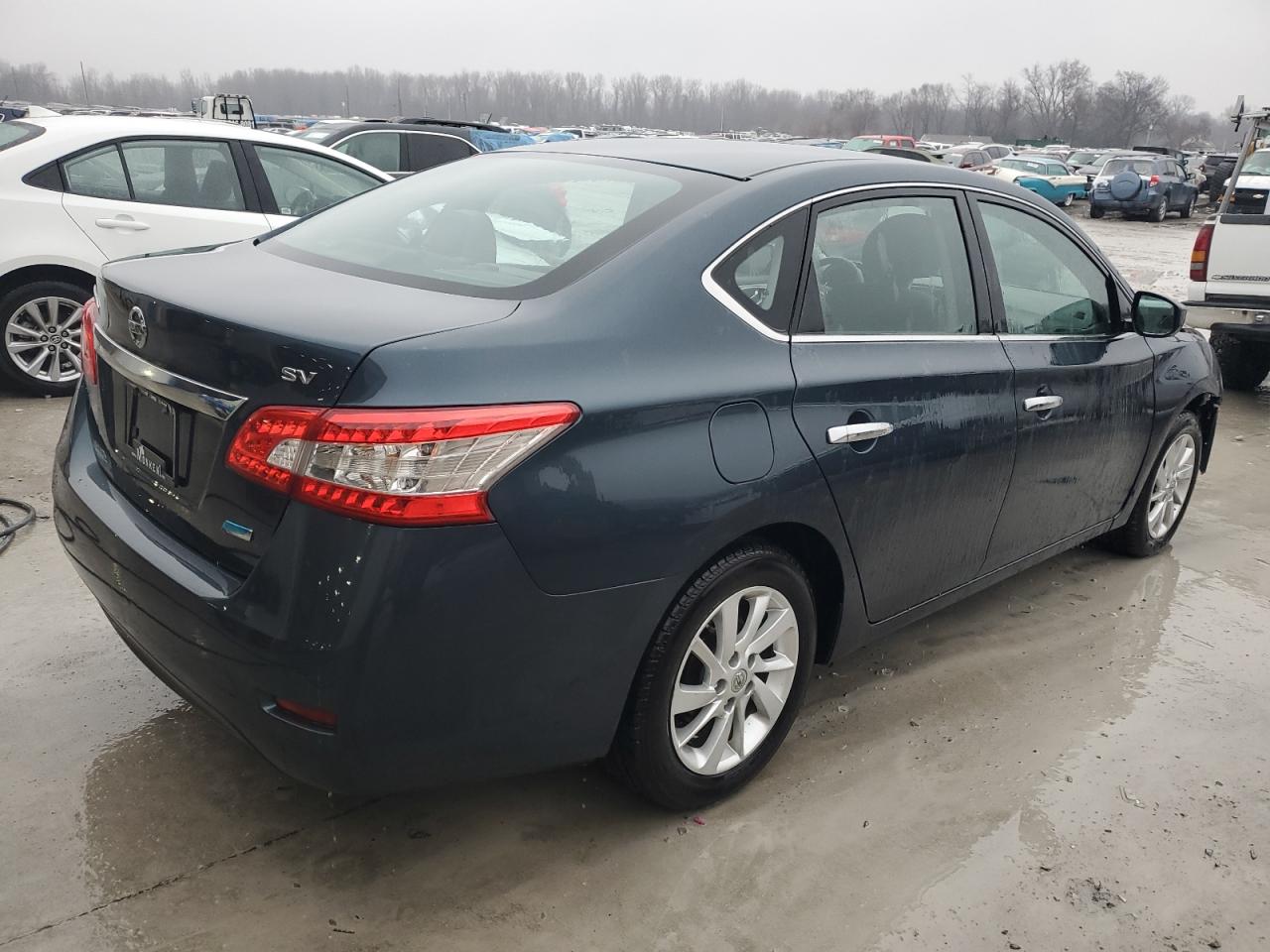 2013 Nissan Sentra - Image 3