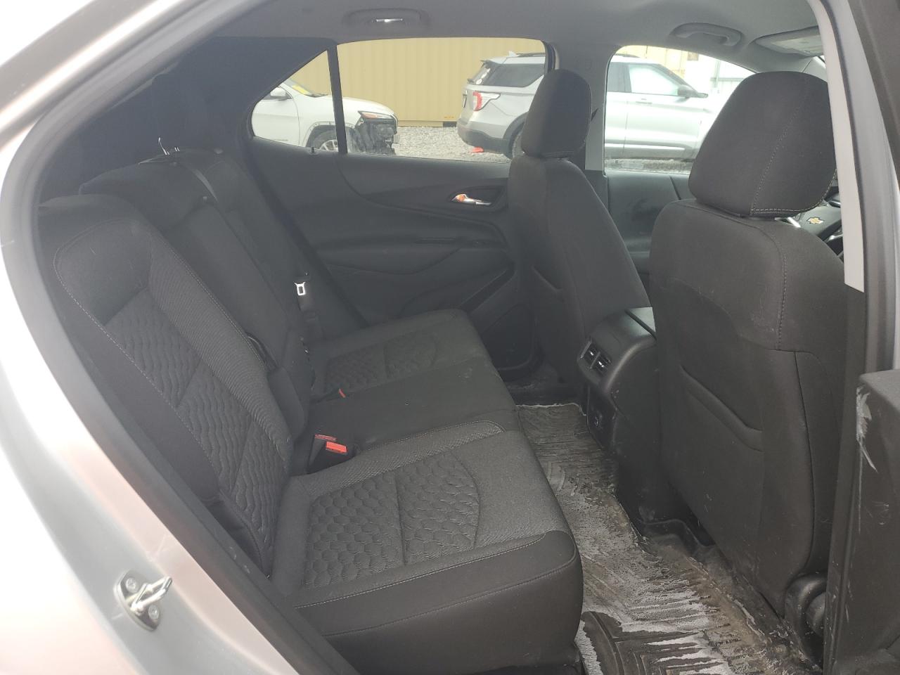 2020 Chevrolet Equinox - Image 11