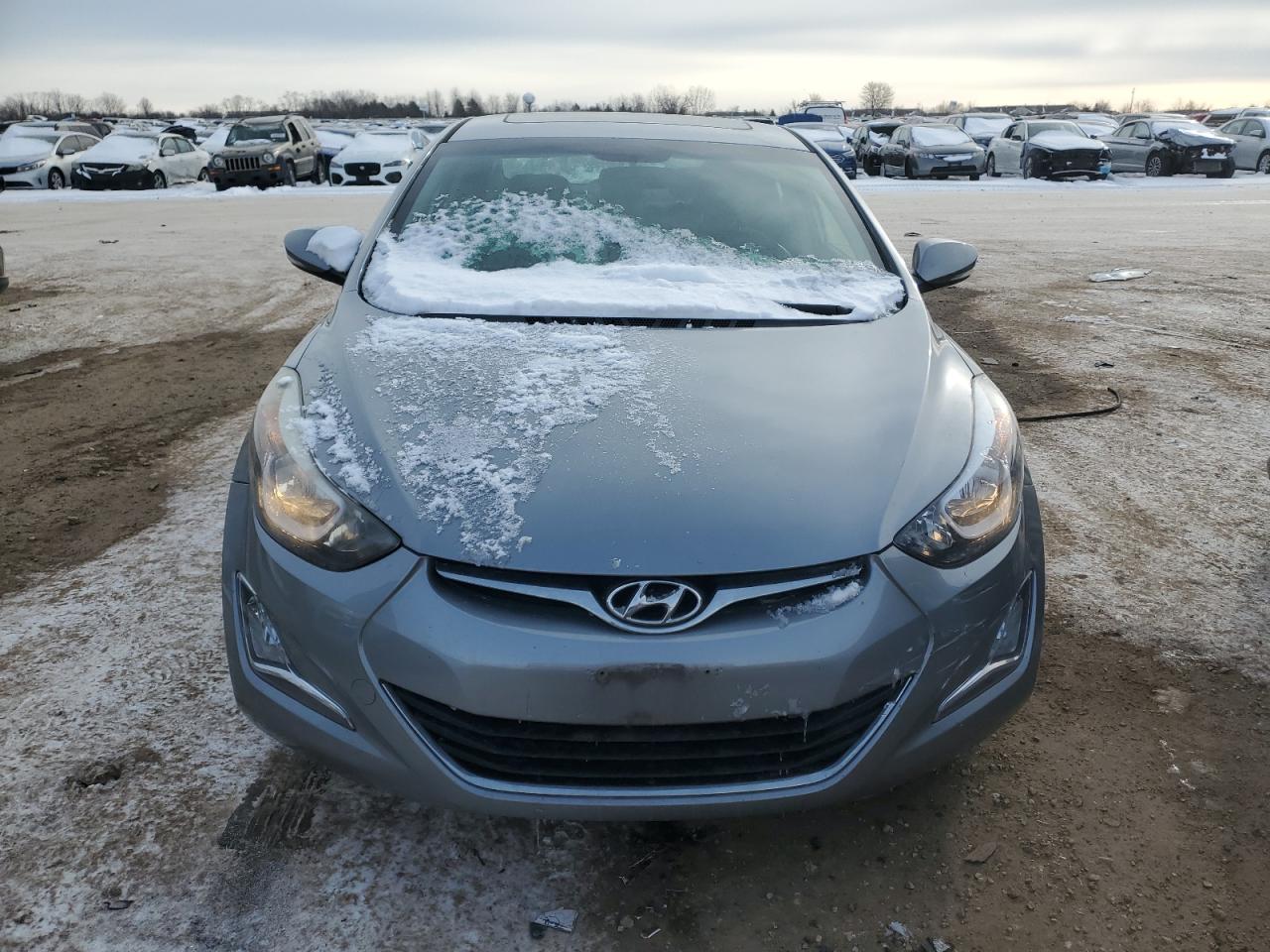 2016 Hyundai Elantra - Image 5