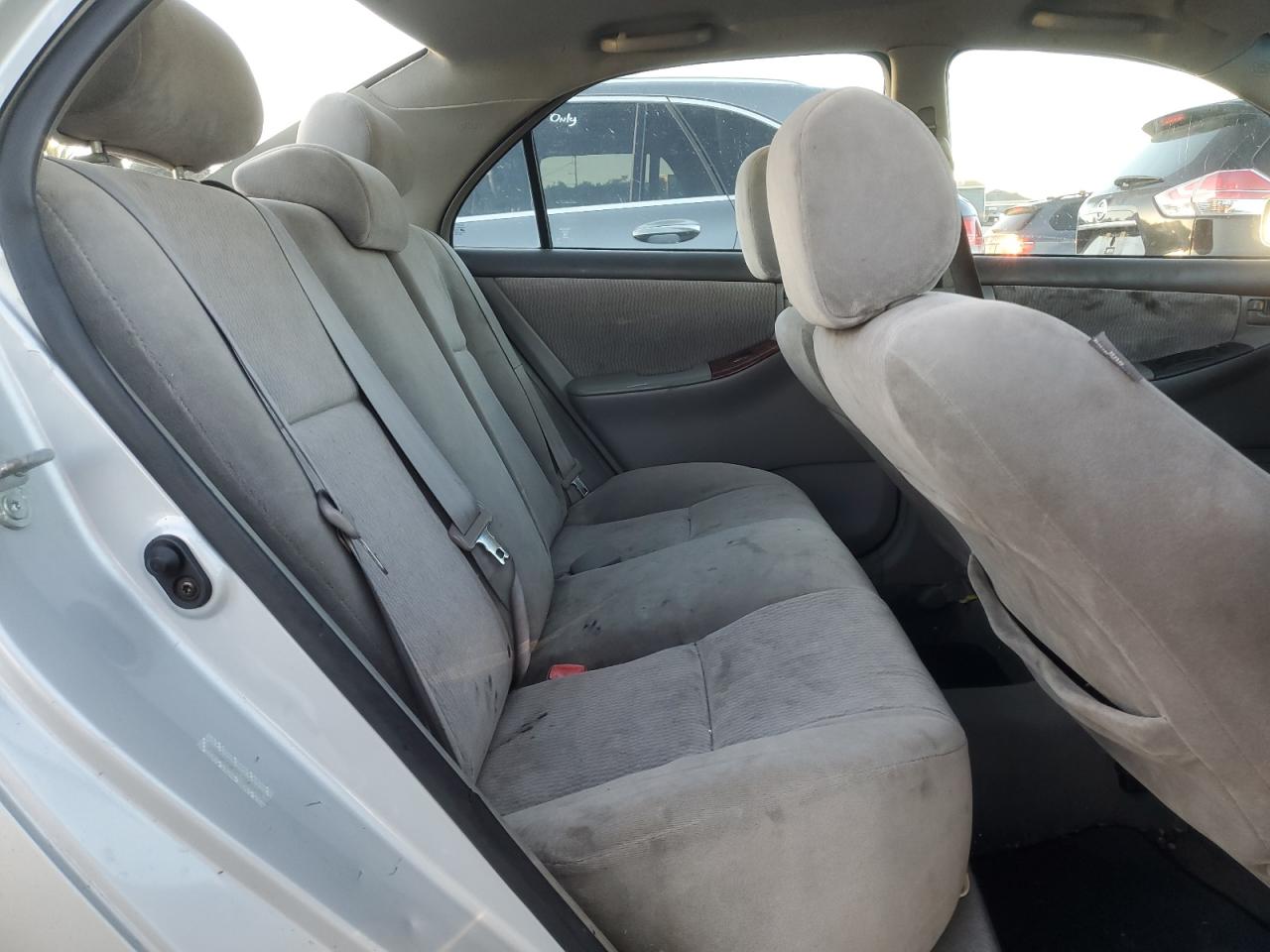 2005 Toyota Corolla - Image 10