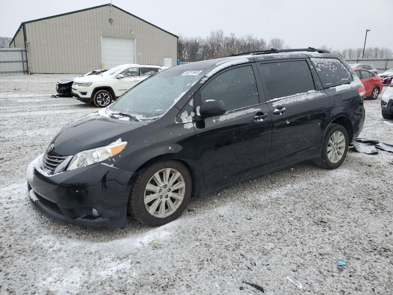 2012 Toyota Sienna - Image 1