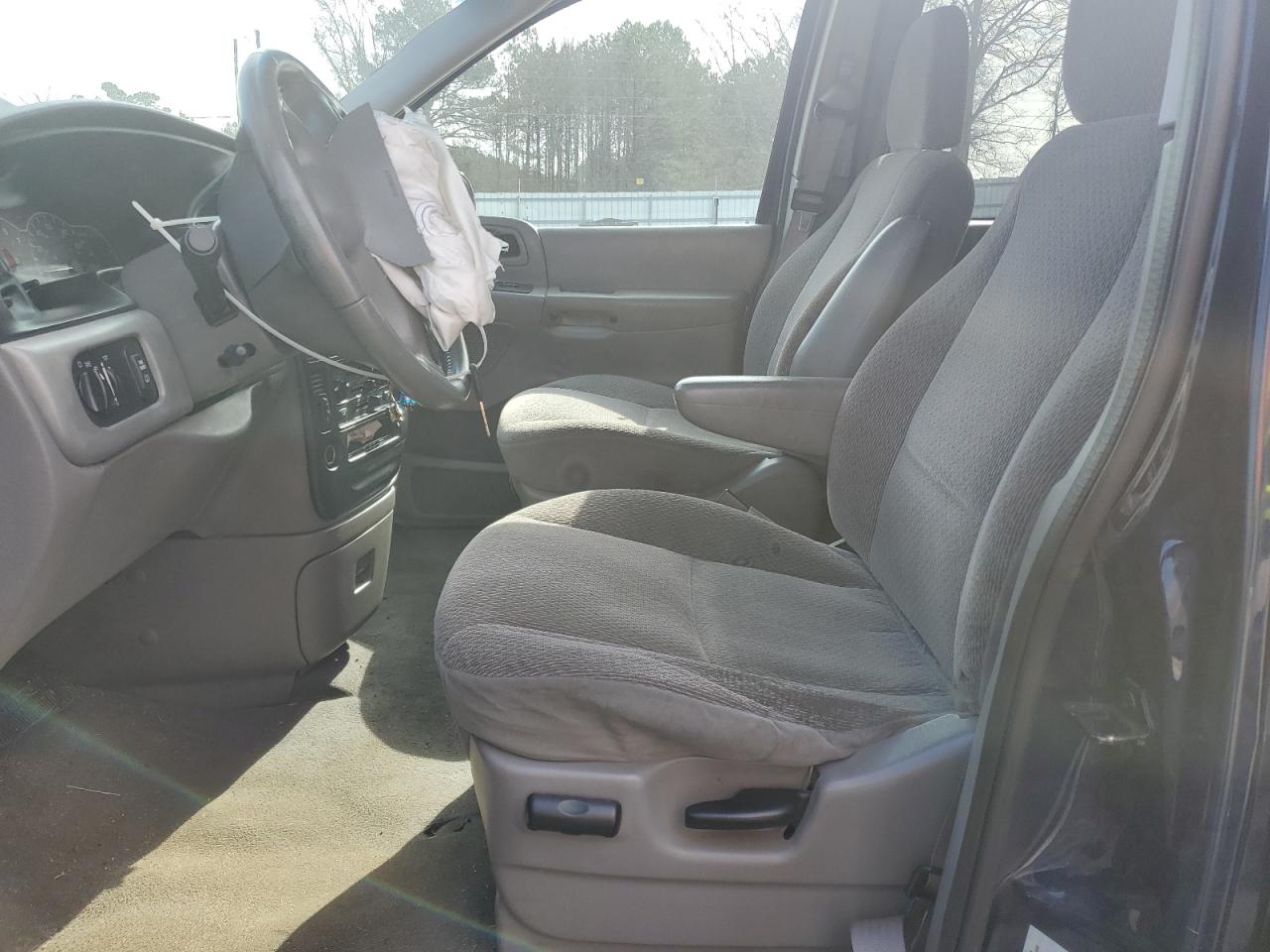 2001 Ford Windstar - Image 7