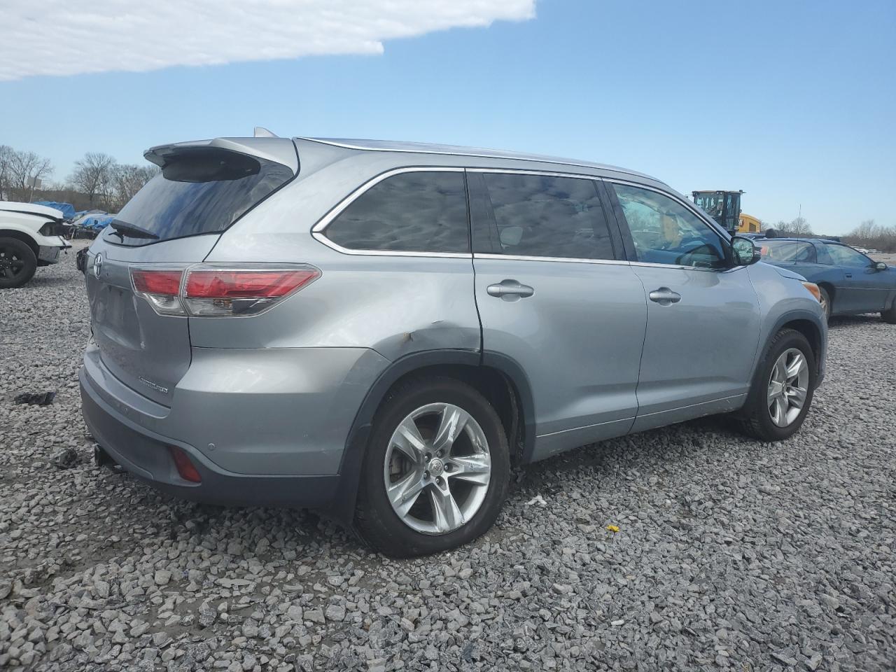 2014 Toyota Highlander - Image 3